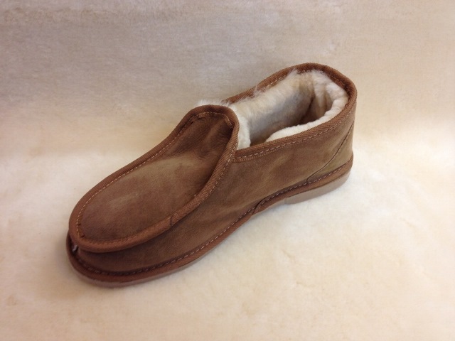 Sheepskin Footwear Image - 13