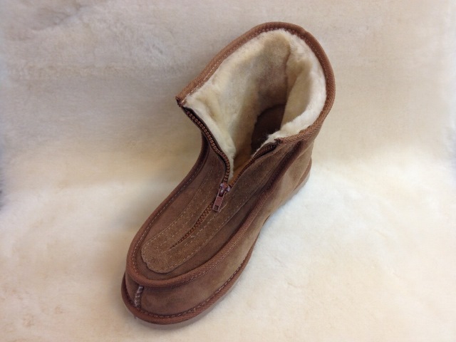 Sheepskin Footwear Image - 5