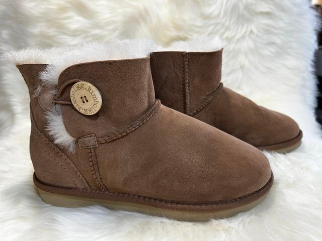 Sheepskin Footwear Image - 54